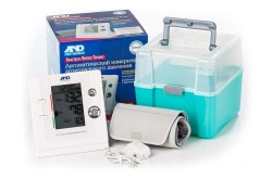 Тонометр автоматический AND на плечо с адаптером и кейсом ua-778